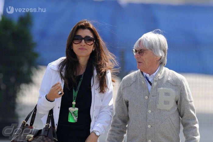 Hidegvérrel verték össze Ecclestone-t