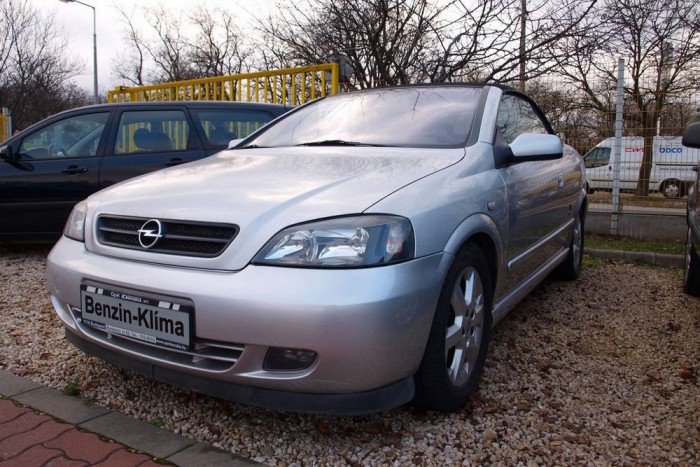 Kétmillióért nem kell tucatautóba ülnünk