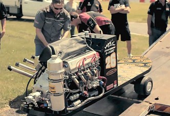 Elmebeteg, 630 lóerős gördeszka!