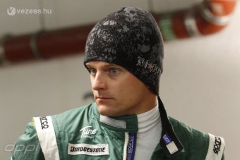 F1: Múlóban Kovalainen fejsérülése