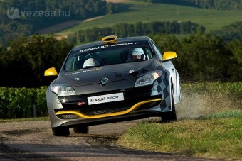 Renault Megane 270 lóerővel