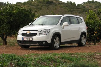 Hétüléses családi arany kereszttel