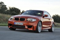 Itt a BMW 1 M Coupe 21