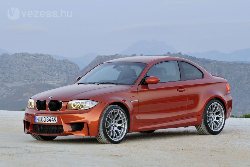 Itt a BMW 1 M Coupe 5