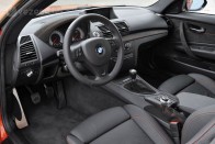 Itt a BMW 1 M Coupe 29