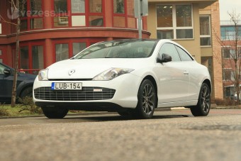 Kormányozni remek dolog