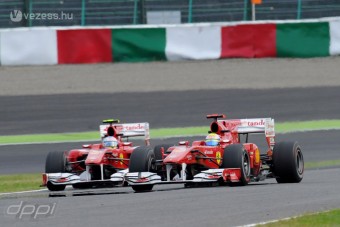 F1: Engedélyezik a csapatutasítást