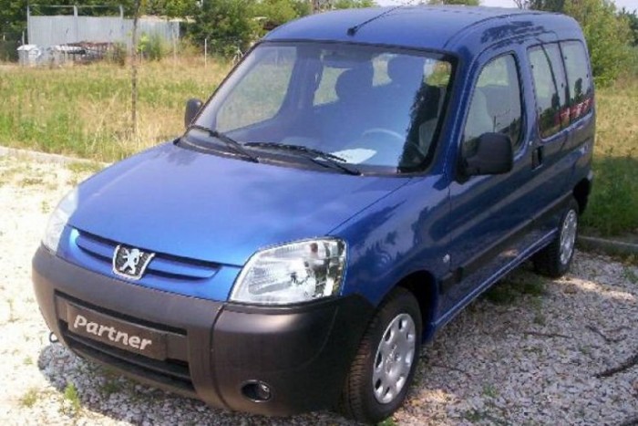 Használt autó: japán helyett franciát? 13 | Vezess Egész kényelmes és főleg hatalmas belül a Partner