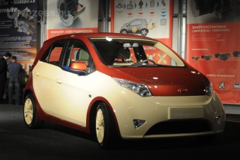 Az új orosz autó: hibrid városi mini