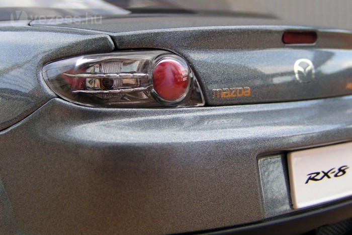 Multifunkciós élményautó 8