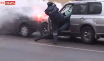 A részeg sofőrt megverik, ugye? - videó