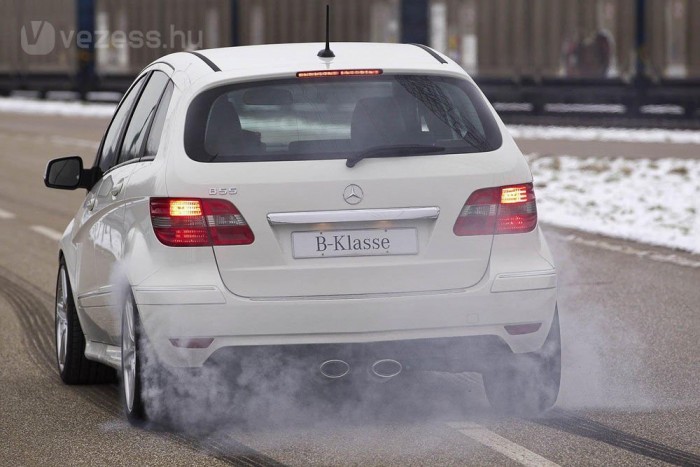 Brutál erő kis Mercibe 7