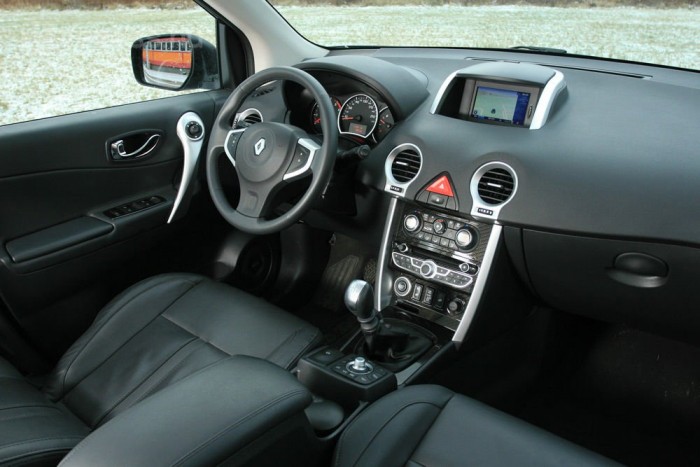 Otthonos beltér, különösen hatékony ülésfűtéssel