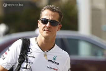 Schumacher nem tört meg