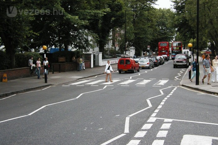 Műemlék lett a Beatles zebrája 5