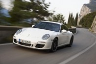 Mit ad a Porsche plusz 25 millióért? 11