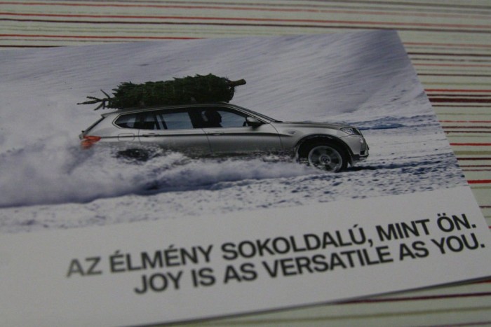 Ilyet mi is tudunk csinálni a BMW-vel, és még fenyőfa sem kell hozzá