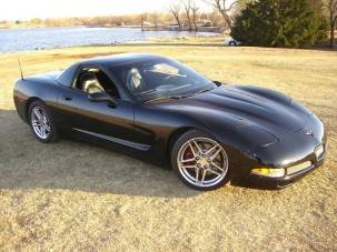 Gyorshajtással hirdette autóját - letartoztatták