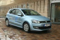 Gyárilag 3,3 litert ígér a Volkswagen a Polo BlueMotionra