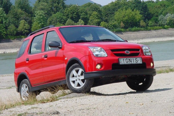 Többletfogyasztást okoz a 4x4, városban 10 litert simán benyel az Ignis