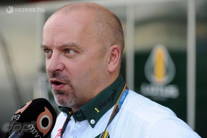 Lotus: Lassú víz partot mos