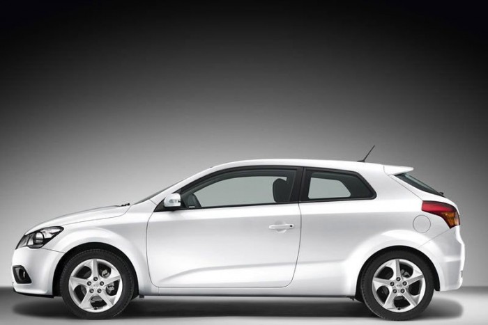 Megújul a sportos Kia 4 | Vezess Megújul a sportos Kia 4