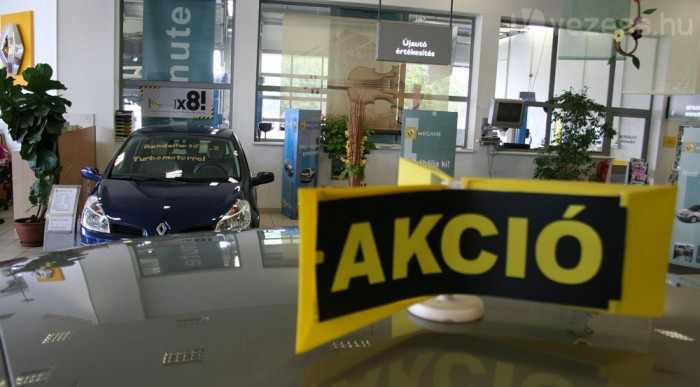 Nagyot zuhant az autópiac 6 | Vezess Nagyot zuhant az autópiac 6