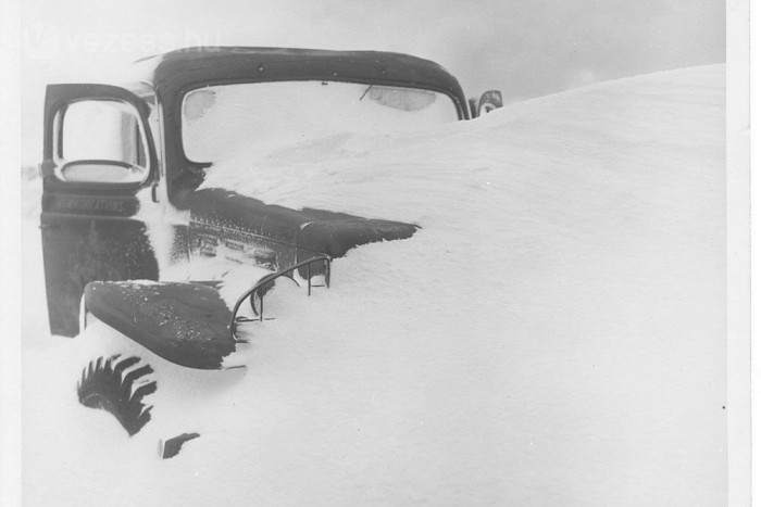 Elbocsátások a Plymouth-nál 8