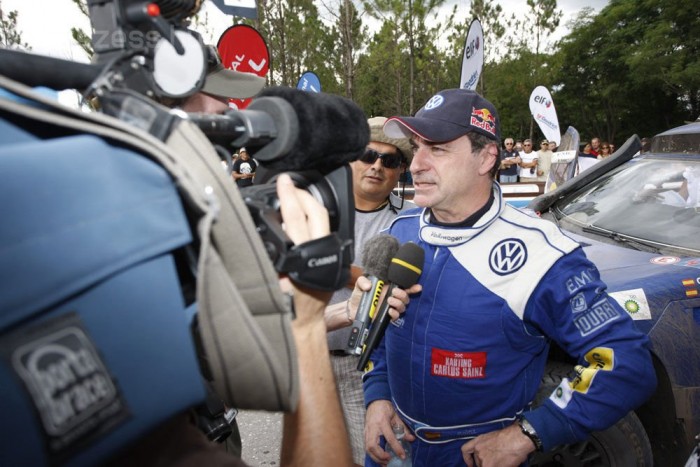 Hibás autóval is veri a mezőnyt Sainz 9 | Vezess Hibás autóval is veri a mezőnyt Sainz 9