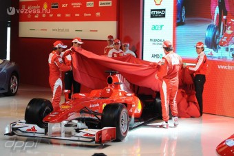 F1: Január végén jön az új Ferrari