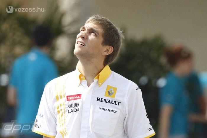 F1: Petrov odaszúrna a menőknek