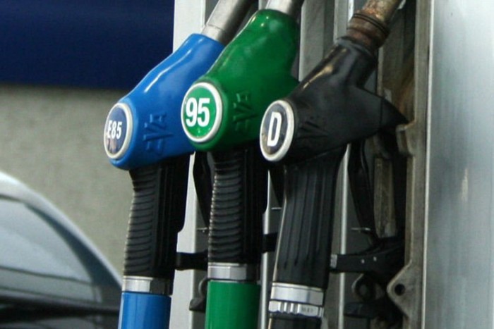 Melyik az olcsóbb: dízel, etanol vagy LPG? 9 | Vezess Csak akkor térül meg az E85 és az LPG is, ha adótartalmukat az épp regnáló kormány nem emeli az égbe a benzinéhez és a gázolajéhoz hasonlóan