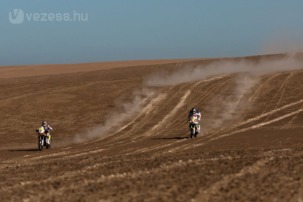 Szorul a hurok a Dakar-ralin 10