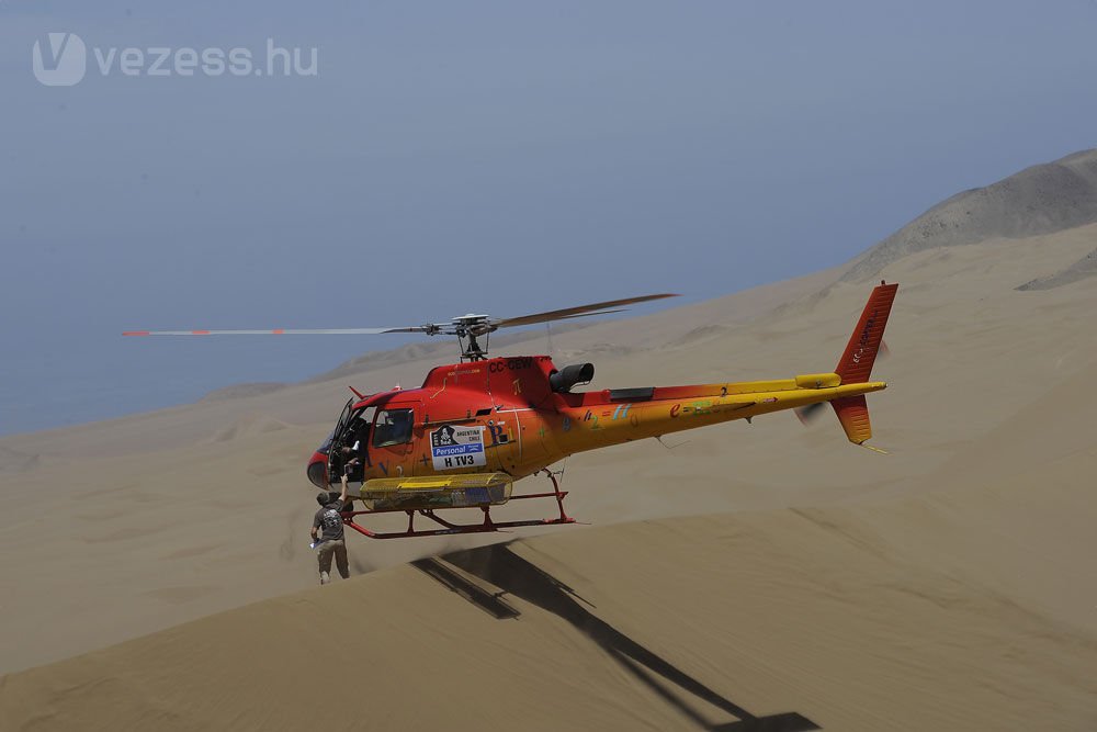 Szorul a hurok a Dakar-ralin 17