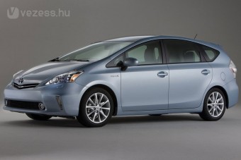 Praktikus hibrid a Toyotától