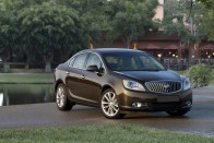 Buick lett a Chevy Cruze-ból 31