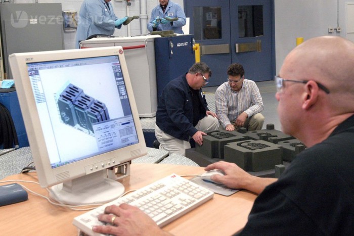 12 000-szer törték össze az új Focust 6 | Vezess 12 000-szer törték össze az új Focust 6