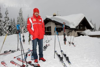 F1: Alonso kényszerpihenőn