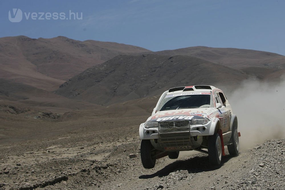 Coma és Al-Attijah a Dakar-győzelem kapujában 9