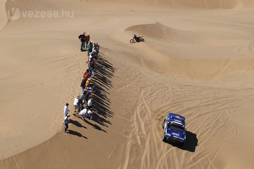 Coma és Al-Attijah a Dakar-győzelem kapujában 16