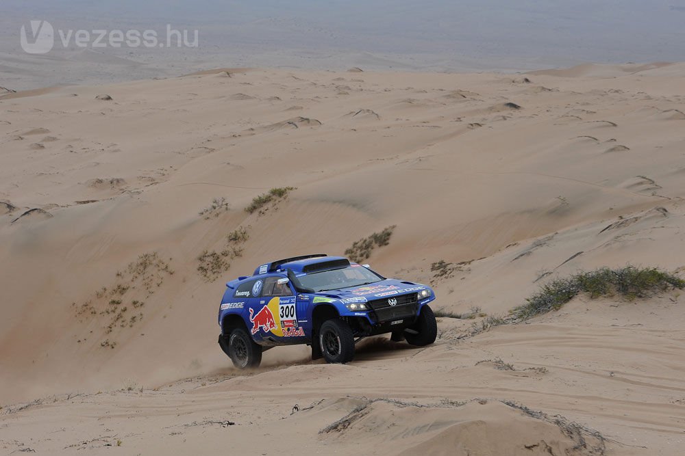 Coma és Al-Attijah a Dakar-győzelem kapujában 19