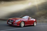 Itt az új Mercedes SLK 28