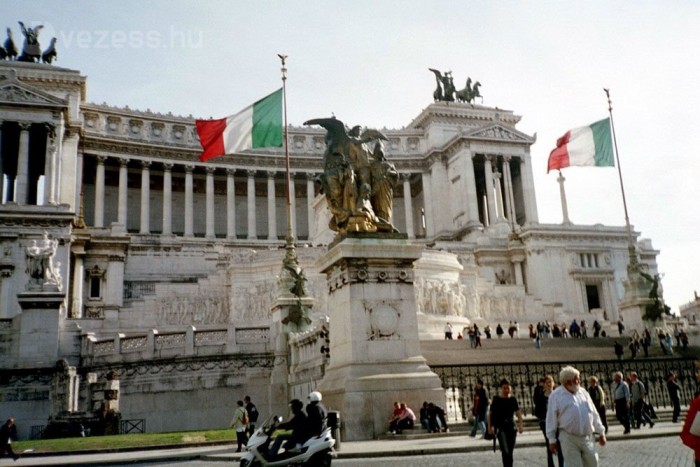 F1: Ecclestone kilőtte Rómát