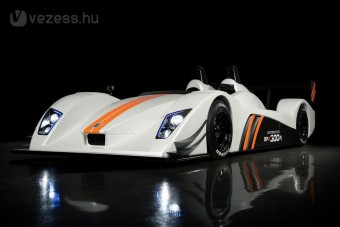 Bugatti ellen 300 lóerővel