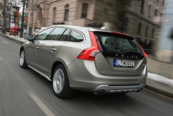 V60: attól jó, hogy nem BMW