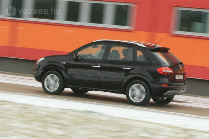 Kevesebbet ér az olcsóbb autó? 15 | Vezess A Koleosba nem kapható a BMW több menő extrája