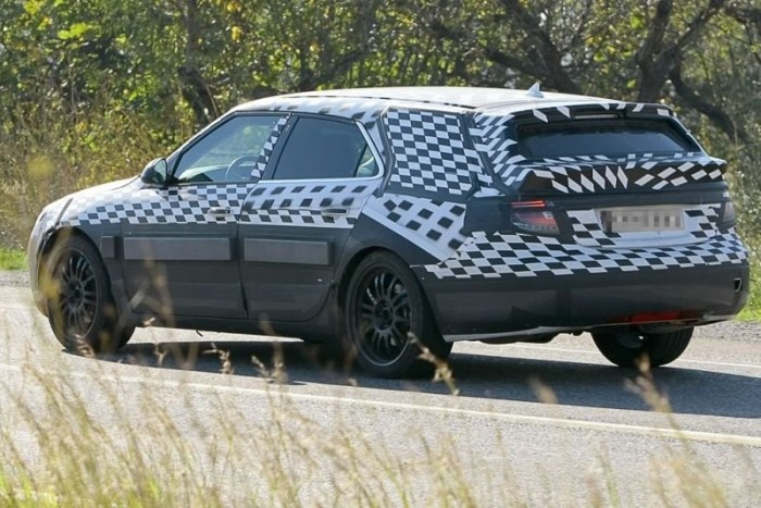 Érkezik az új Saab kombi 7