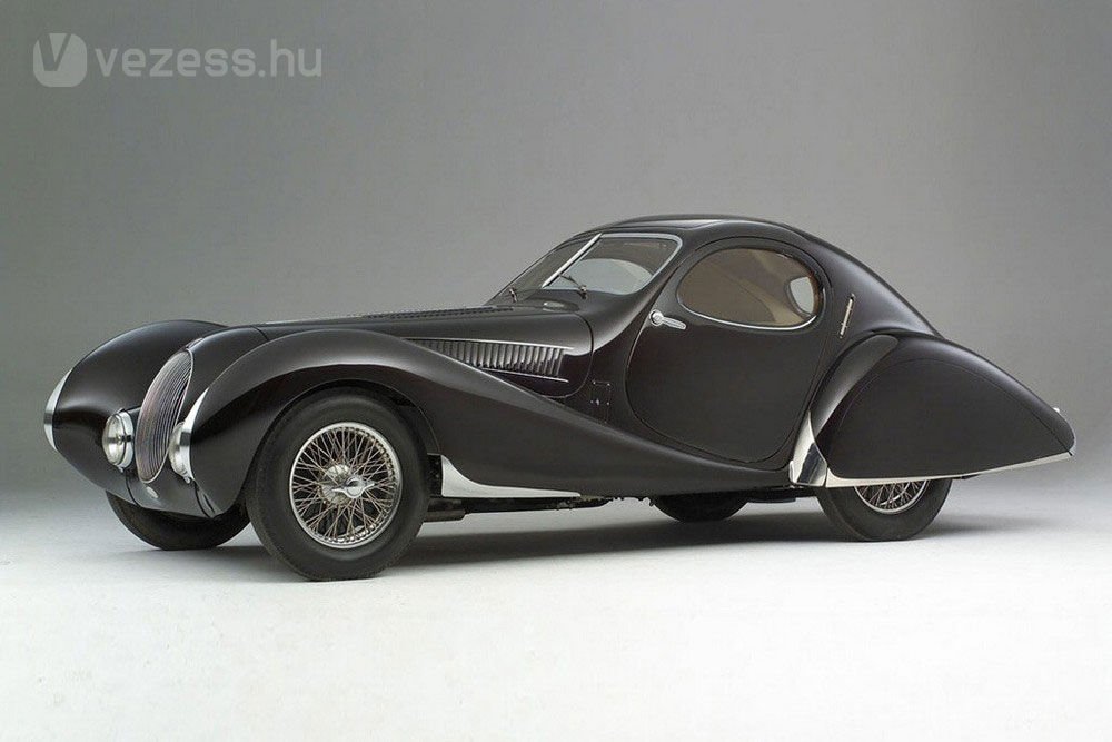 A Talbot-Lago a T150-et versenyzésre tervezte. A Figoni & Falaschi cég által megálmodott karosszériának köszönhetően azonban mégis inkább tűnik luxusautónak. Egy biztos, szépsége időtálló.