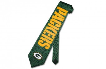 Nyakkendője miatt rúgtak ki egy autókereskedőt