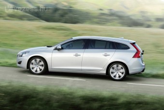 Két litert fogyaszt az új Volvo hibrid